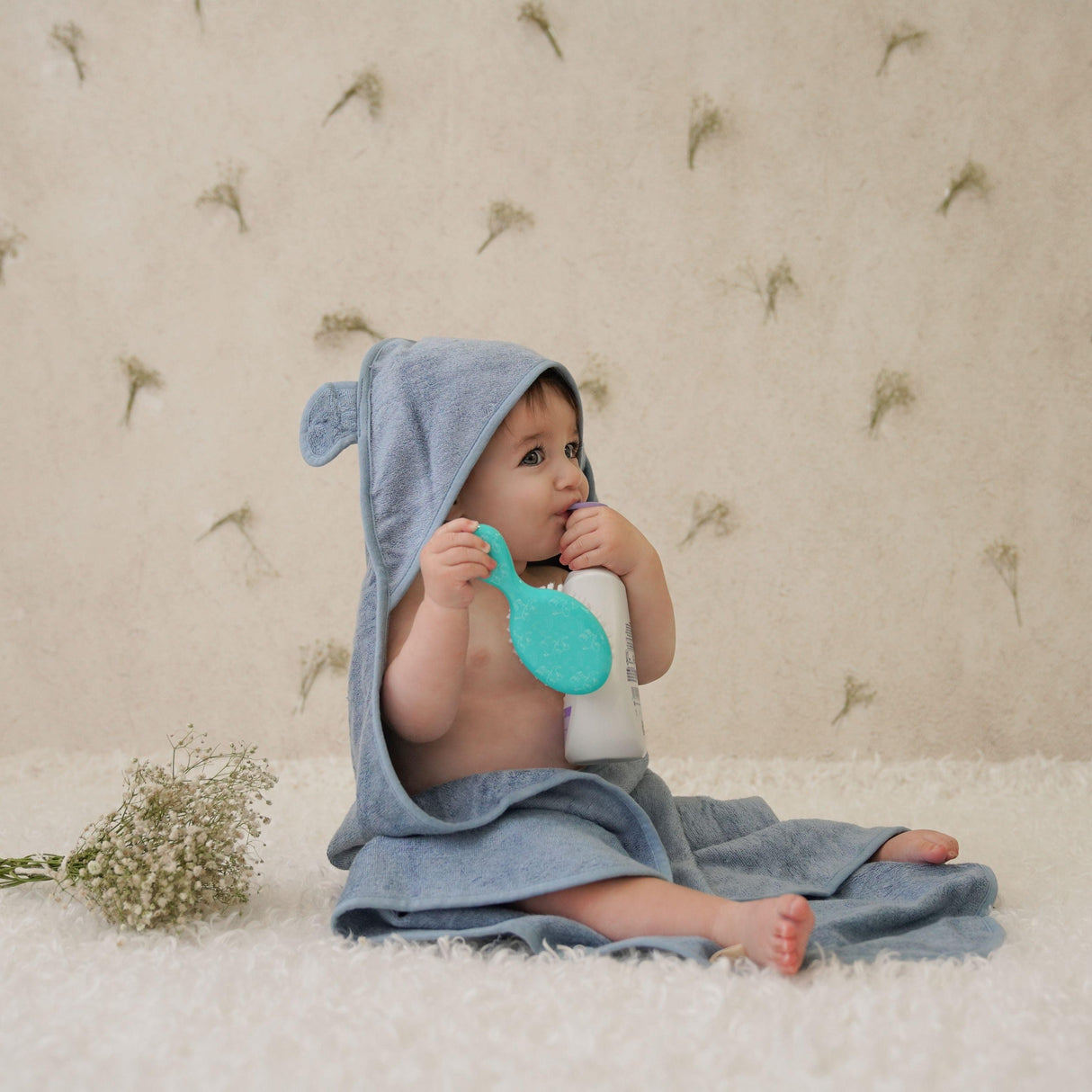 Mon Cheri Baby Boys Girls Hooded Towel Mon Cheri Baby Boys Girls Hooded Towel