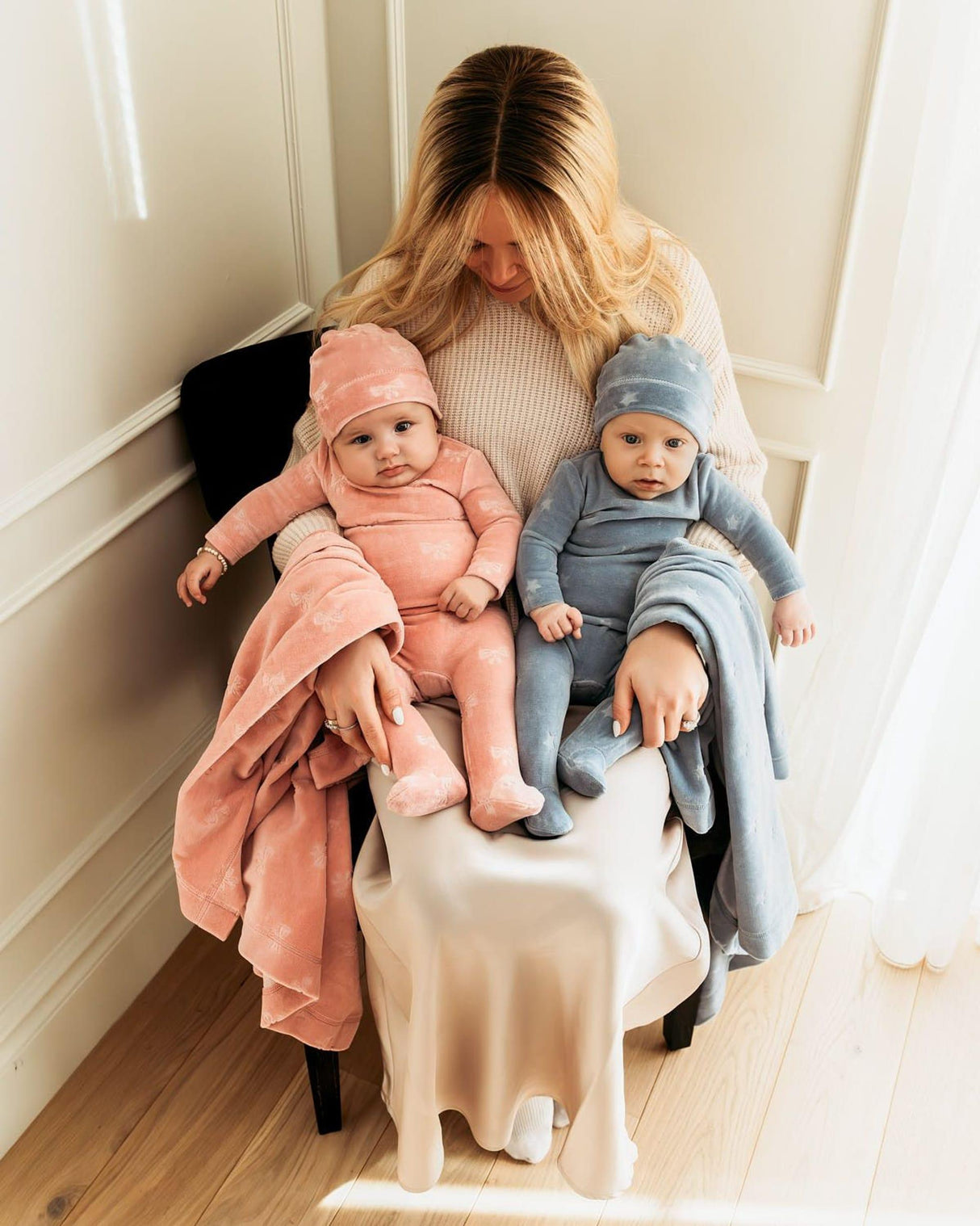 MiniMoi by Memoi Baby Girls Embossed Bows Velour Footie, Beanie, Blanket Set - INA09614 MiniMoi by Memoi Baby Girls Embossed Bows Velour Footie, Beanie, Blanket Set - INA09614