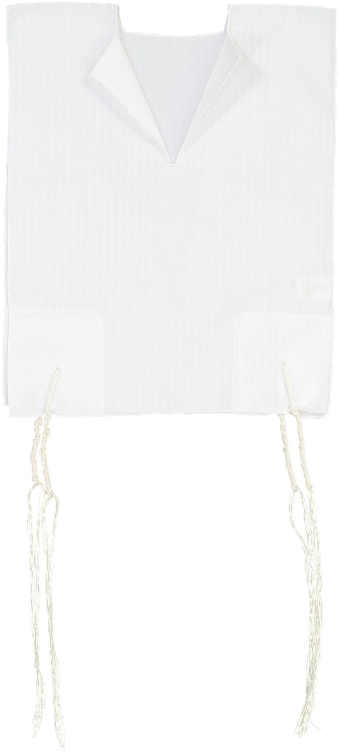 Keter Judaica Boys Poly/Cotton V-Neck Tzitzis with Ashkenaz Strings Keter Judaica Boys Poly/Cotton V-Neck Tzitzis with Ashkenaz Strings