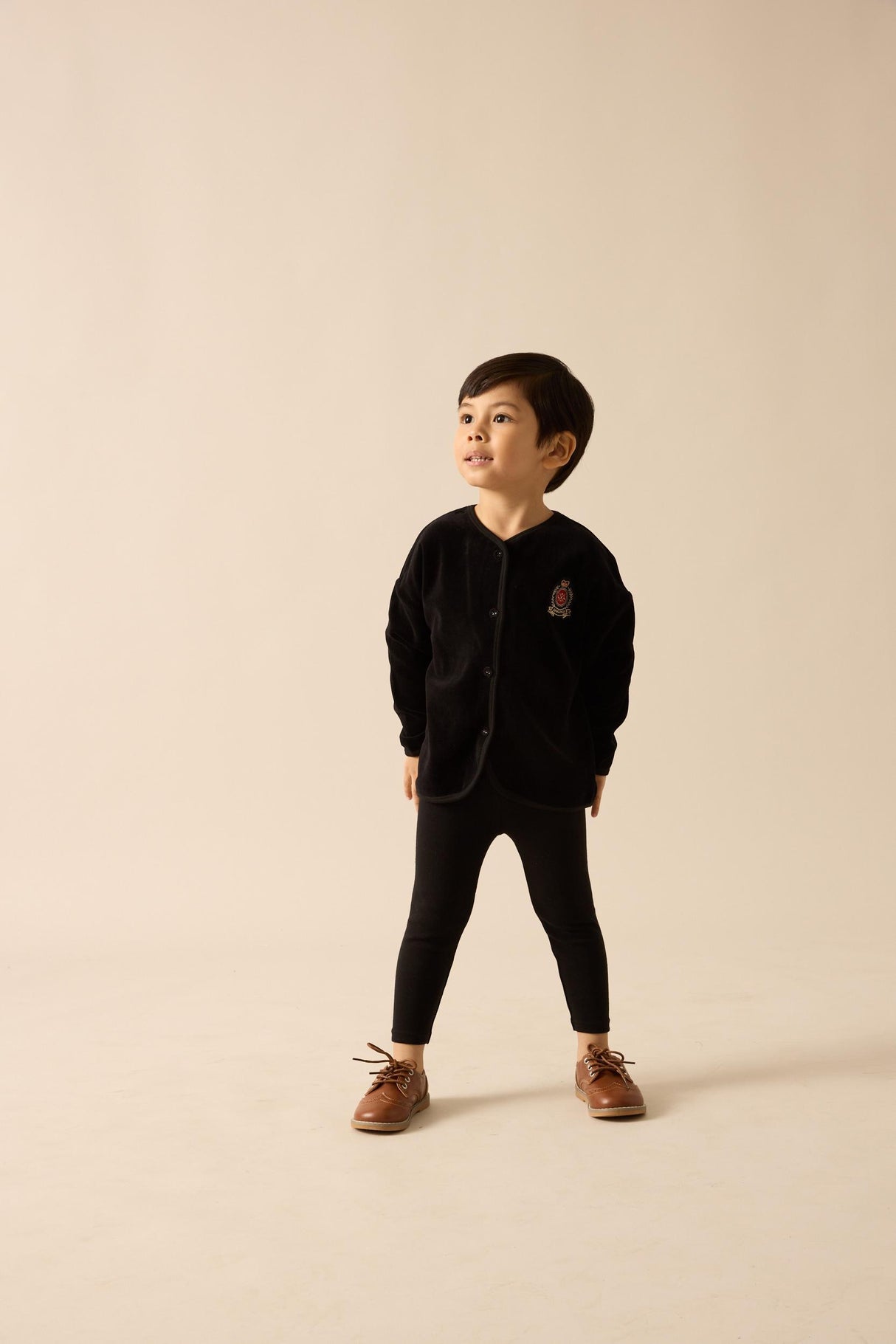 Lil Legs Dressy Loungewear Collection Boys Girls Velour Crest Pajamas - LLF26TP401 Lil Legs Dressy Loungewear Collection Boys Girls Velour Crest Pajamas - LLF26TP401