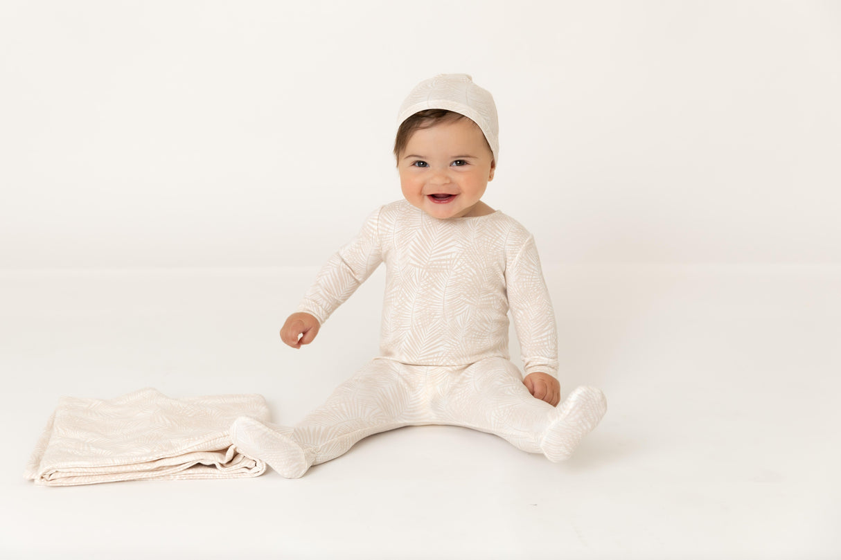 Bee & Dee Baby Boys Girls Tropical Print Cotton Stretchie & Beanie Set - ITP Bee & Dee Baby Boys Girls Tropical Print Cotton Stretchie & Beanie Set - ITP