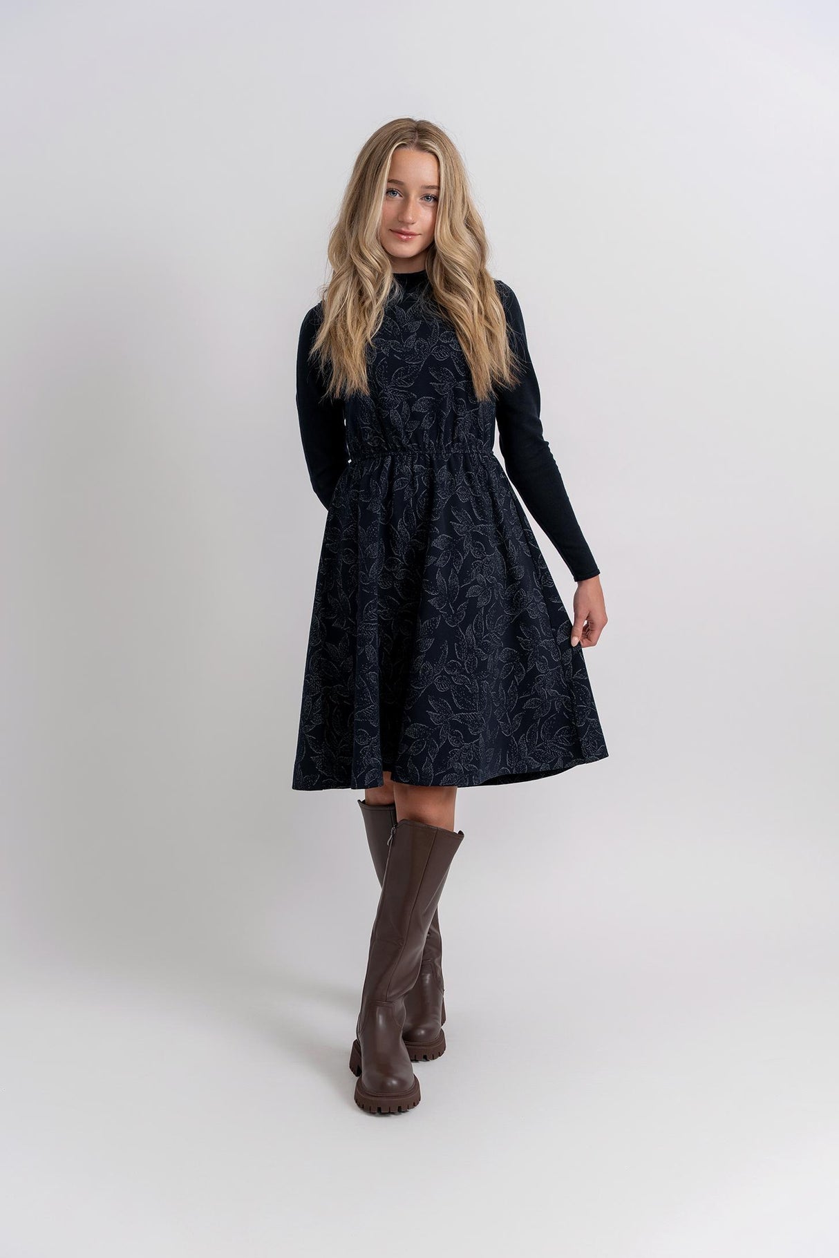 Joie De Vivre Girls Teens Leaves Jumper Outfit - WB5CP7298 Joie De Vivre Girls Teens Leaves Jumper Outfit - WB5CP7298