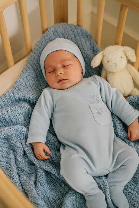 Maniere Baby Boys Girls Velour Pocket Footie - VPFW25