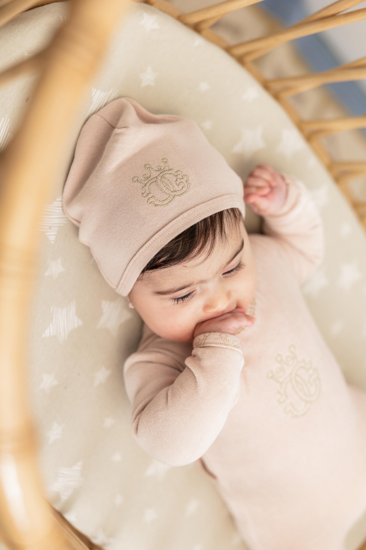 Charlotte & George Baby Boys Girls Velour Stretchie & Beanie Set - WB4CP7005