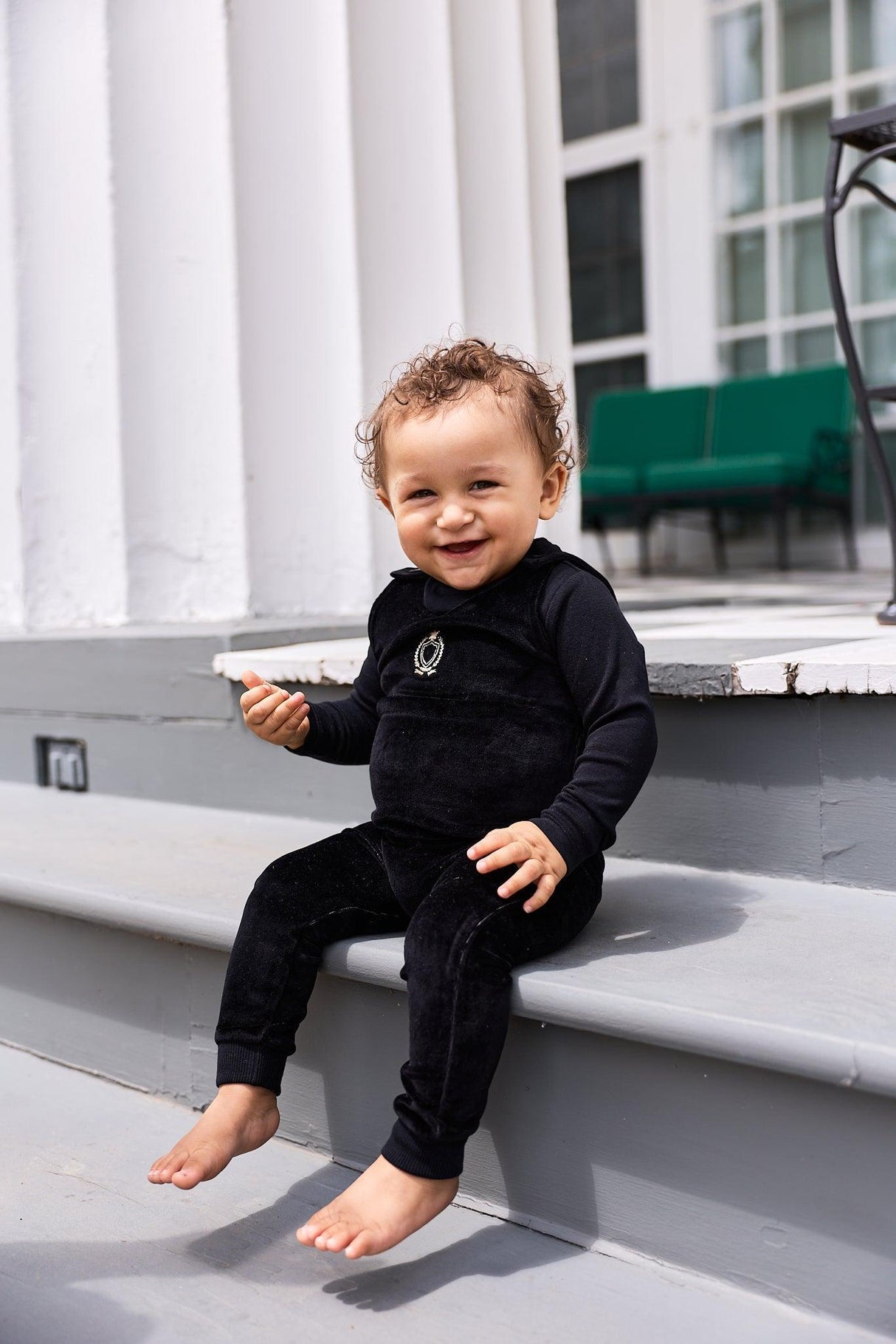 Aurora Baby Boys Girls Metallic Crest Outfit - AAW26-0110-0112-0113
