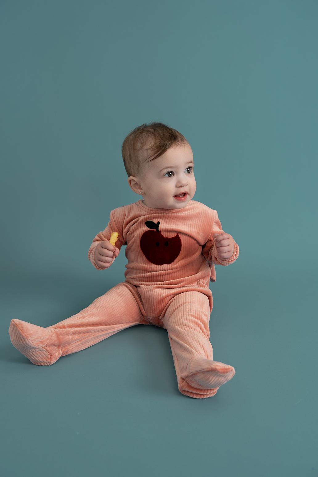 MOCHA Baby Boys Girls Ribbed Velour Apple Stretchie - WB4CP7014
